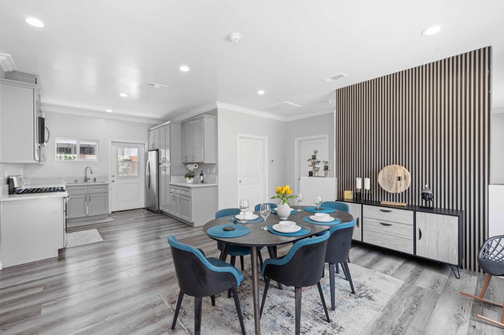 Stylist Home In Convenient Location! Temple City Exteriör bild
