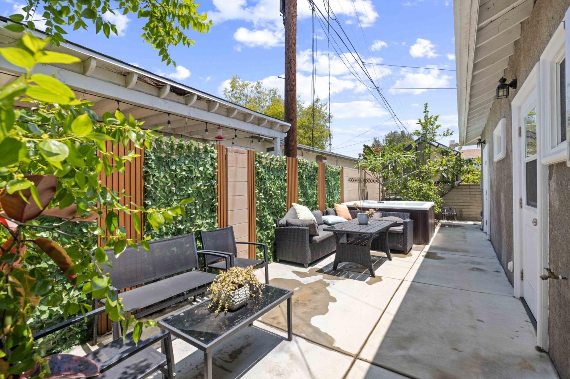 Stylist Home In Convenient Location! Temple City Exteriör bild
